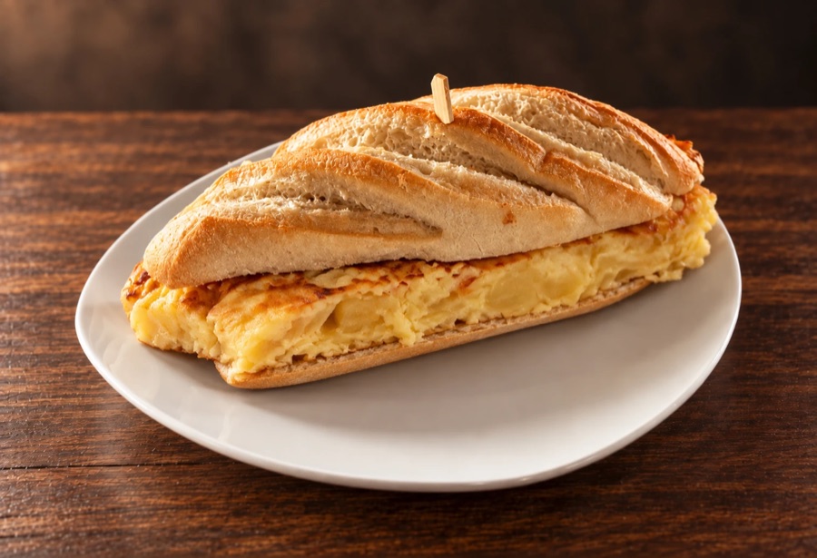 Bocadillo frío de tortilla